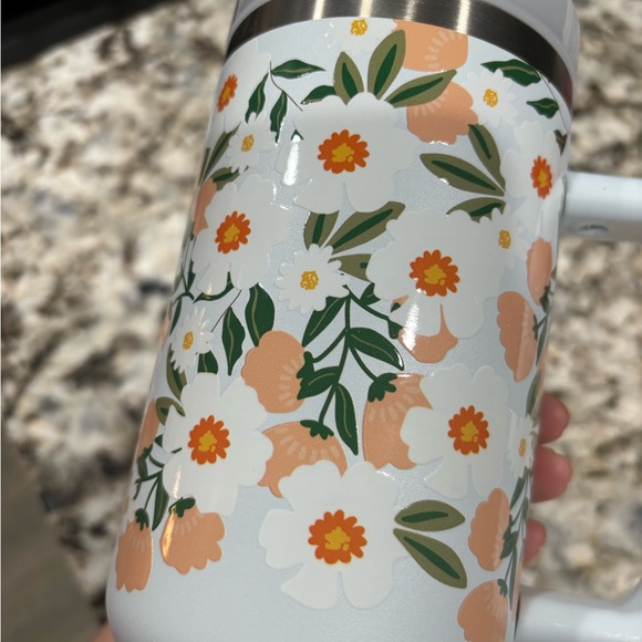 The Darling Effect Flower Talk Take Me Everywhere 40oz Tumbler - Picture 3 of 9